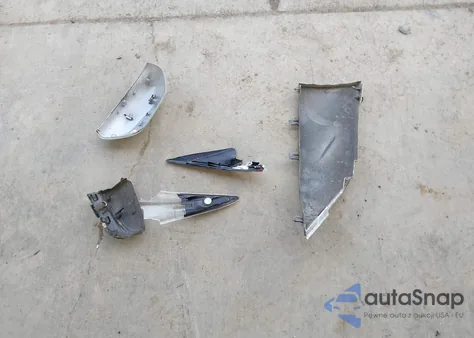 2017 Toyota Prius Four из США, поврежденный, VIN JTDKARFUXH3031853